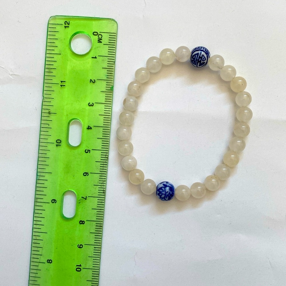 Vintage Semi-Precious Beaded Bracelet White and Blue